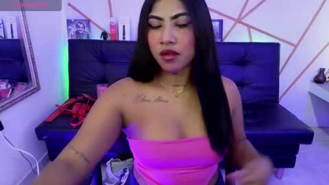 anny_liu18 online show from 17, 11, 2025