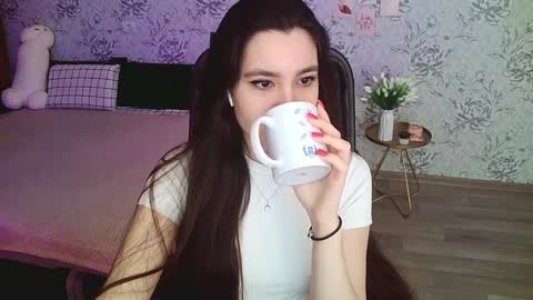 Annie online show from 10, 1, 2025
