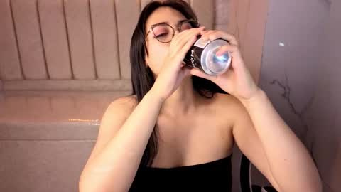 Snapshot of anny_star_tx chatting on 30, 11, 2025 Live 1500am 2100pm COLOMBIAN HOUR online show from 30, 11, 2025