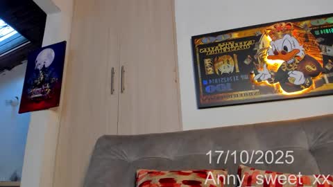 Snapshot of anny_sweet_xx chatting on 17, 10, 2025 BABY ANNY INSTAGRAM Annycutie20 online show from 17, 10, 2025