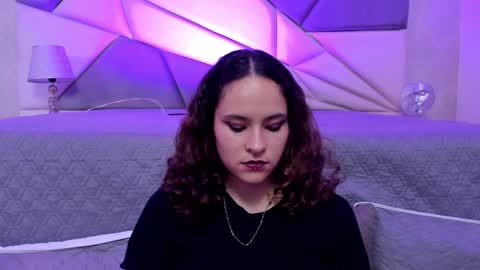 AnnyT online show from 8, 2, 2025