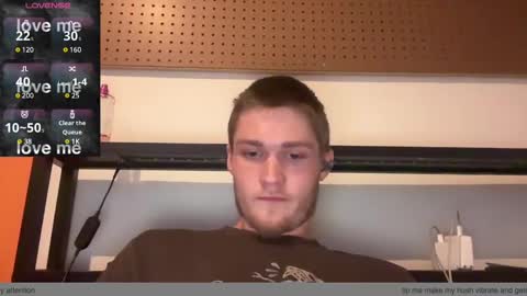 Snapshot of anomalies_ig chatting on 17, 12, 2024 anomalies_ig online show from 17, 12, 2024