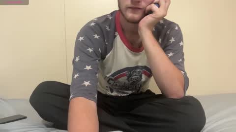 Snapshot of anomalies_ig chatting on 15, 9, 2025 anomalies_ig online show from 15, 9, 2025