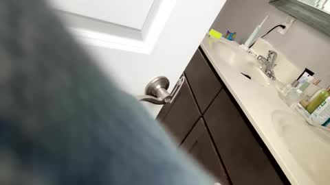 Snapshot of anonomousloser chatting on 11, 11, 2025 anonomousloser online show from 11, 11, 2025