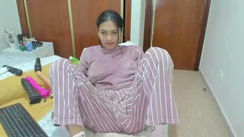 anthonela_hotsex online show from 12, 1, 2025
