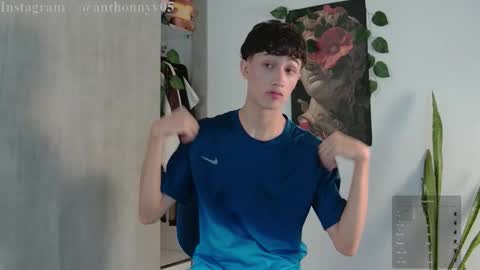 Snapshot of anthonny_05 chatting on 25, 9, 2025 TONY NEW ACCOUNT online show from 25, 9, 2025