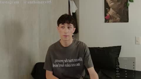 Snapshot of anthonny_05 chatting on 11, 10, 2025 TONY NEW ACCOUNT online show from 11, 10, 2025