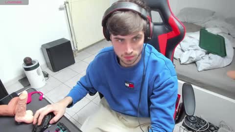 Snapshot of anthonyloveseks chatting on 21, 1, 2025 Anthony online show from 21, 1, 2025