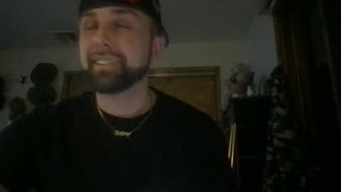 Snapshot of anthonym3 chatting on 29, 11, 2025 Ant online show from 29, 11, 2025