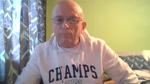 Snapshot of antmatt2025 chatting on 3, 11, 2025 antmatt2025 online show from 3, 11, 2025