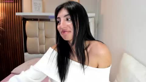 Antonella online show from 13, 12, 2024