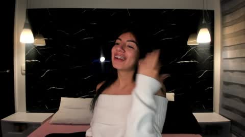 Antonella online show from 14, 12, 2024