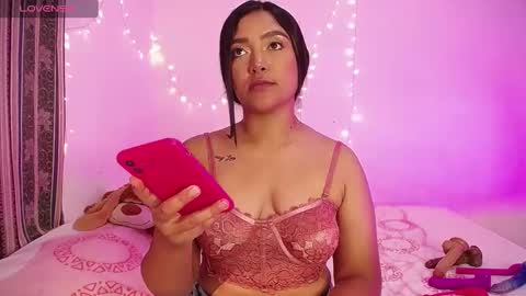 Anne  online show from 30, 1, 2025
