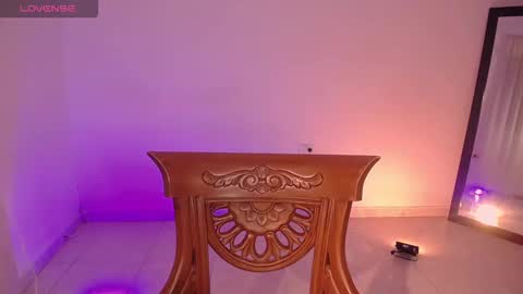 Anne  online show from 20, 9, 2025