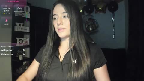antonella  online show from 3, 10, 2025