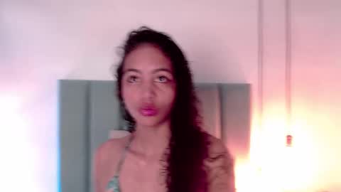 Snapshot of antonellahall_ chatting on 15, 1, 2025 AntonellaHall online show from 15, 1, 2025