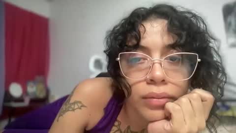 Antonia online show from 19, 12, 2025