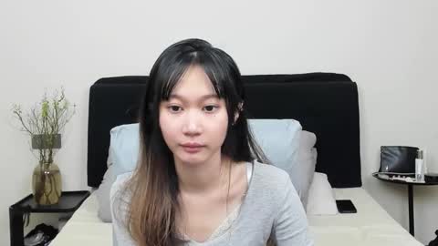 Snapshot of antoniaina chatting on 15, 12, 2025 Aina online show from 15, 12, 2025