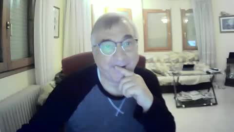 Antonio online show from 14, 2, 2025