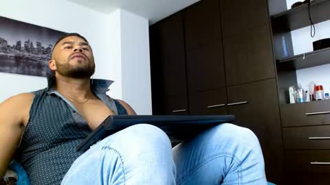 ANTONY D ANGELO online show from 12, 1, 2025