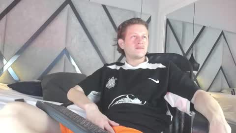 Anthony King online show from 20, 11, 2025