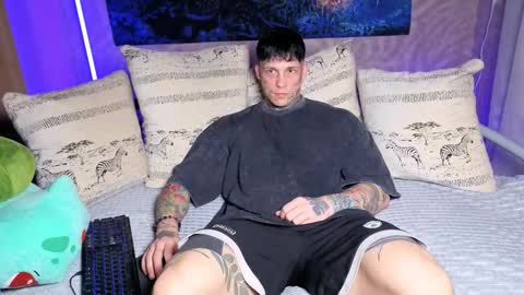 Snapshot of anubisgod88 chatting on 15, 11, 2025 Tom online show from 15, 11, 2025