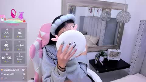 Snapshot of anya_belth chatting on 12, 10, 2025 anya_belth online show from 12, 10, 2025