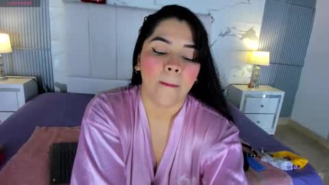 I am Anya online show from 15, 9, 2025