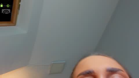 Anya online show from 8, 11, 2025