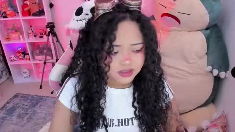 Snapshot of anyburkee chatting on 19, 12, 2025 Any online show from 19, 12, 2025