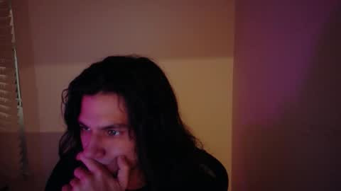 ApacheWithWebcam online show from 3, 11, 2025