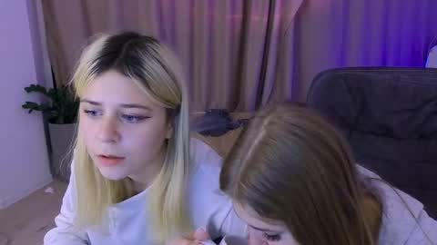 Snapshot of apheliastar chatting on 16, 12, 2025 ApheliaStar online show from 16, 12, 2025