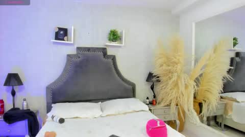 aphrodite online show from 11, 3, 2026