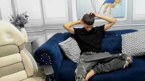   online show from 22, 3, 2026