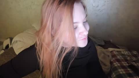 Snapshot of appleyummybuns chatting on 21, 2, 2026 appleyummybuns online show from 21, 2, 2026