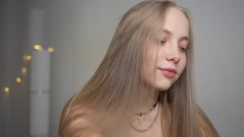 Snapshot of appr0ved chatting on 16, 1, 2025 REYNA my friend online show from 16, 1, 2025