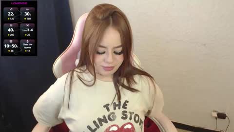 Abril Freelance Model online show from 16, 12, 2025