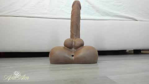 April online show from 24, 11, 2025