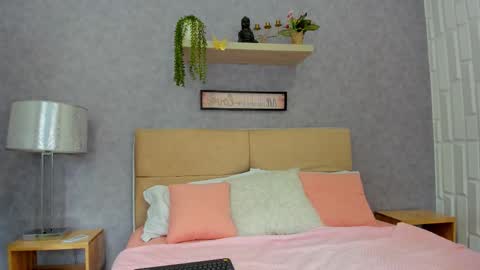 AprilBom online show from 22, 3, 2026