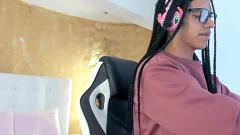 aprill_fox online show from 27, 2, 2025