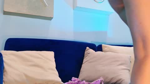  April Rhodes  online show from 17, 1, 2025