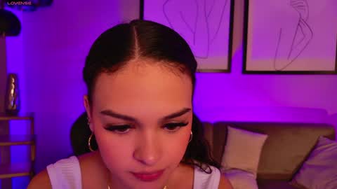  April Rhodes  online show from 28, 1, 2025