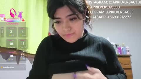 aprilversace online show from 22, 9, 2025