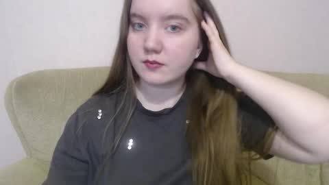 Snapshot of aquanarmin chatting on 14, 11, 2025 Josefin online show from 14, 11, 2025