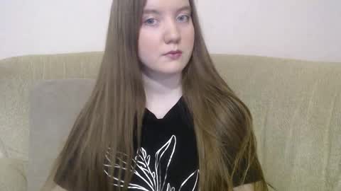 Snapshot of aquanarmin chatting on 22, 11, 2025 Josefin online show from 22, 11, 2025