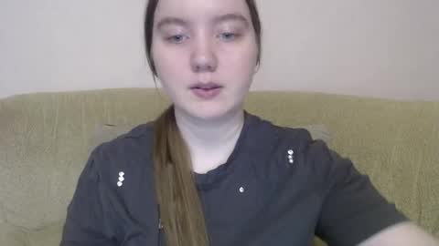 Snapshot of aquanarmin chatting on 29, 11, 2025 Josefin online show from 29, 11, 2025