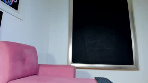 Snapshot of aquiles_elpapi chatting on 10, 10, 2025 AquilesElpapi online show from 10, 10, 2025