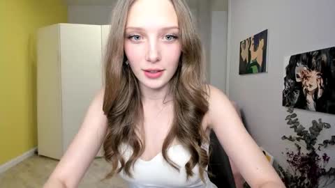 Lina online show from 6, 10, 2025