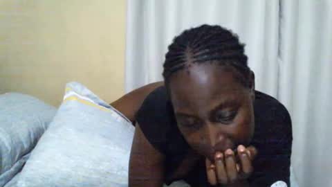 Snapshot of ara_bellah chatting on 25, 10, 2025 ara bellah online show from 25, 10, 2025