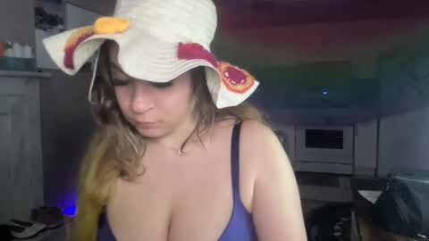 BustyPrincessLeila online show from 4, 1, 2025